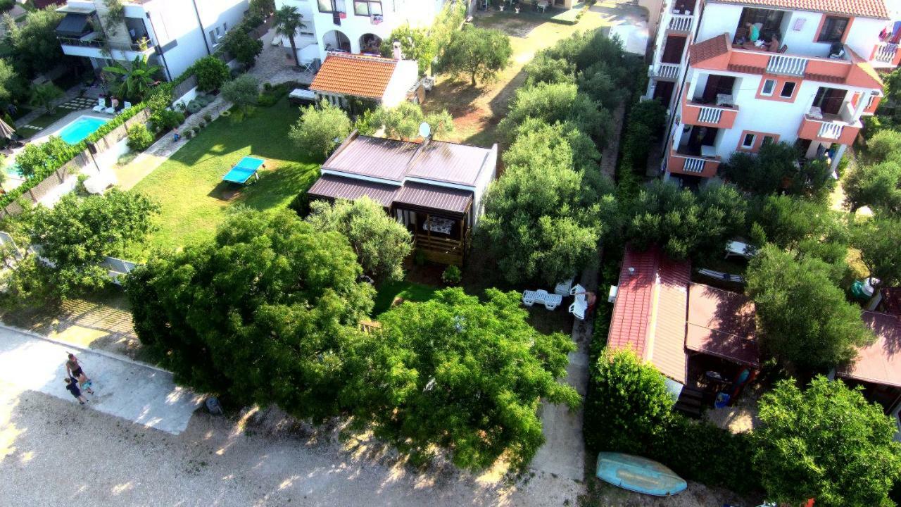 Mobile Homes Olive And Sea Bibinje Exterior photo
